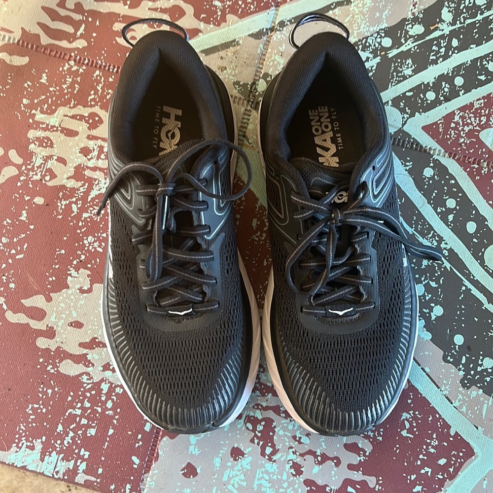 HOKA W BONDI 7 shoes BLACK NEVER WORN